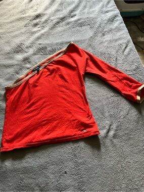 One-Shoulder Red Knit Top with Beige Trim